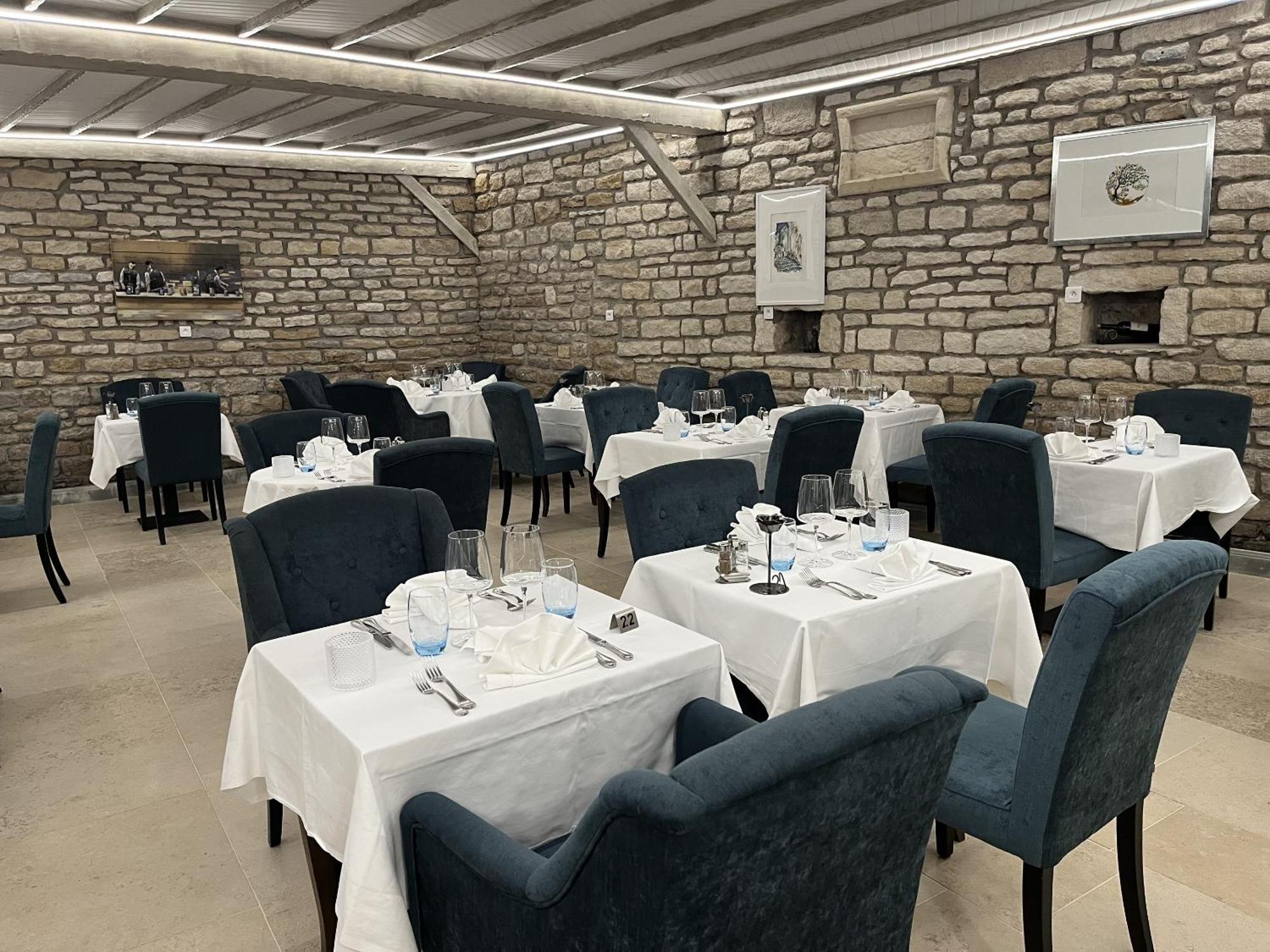 Отель Logis Le Marronnier Buffon Экстерьер фото